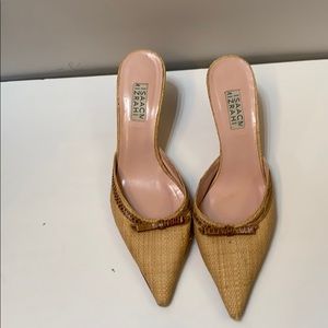 Isaac Mizrahi vintage pointed toe small heel